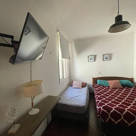 Staygest Hostal